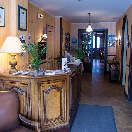 Hotel De La Gare 2*