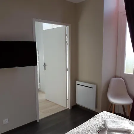 Hotel De La Gare Dol-de-Bretagne
